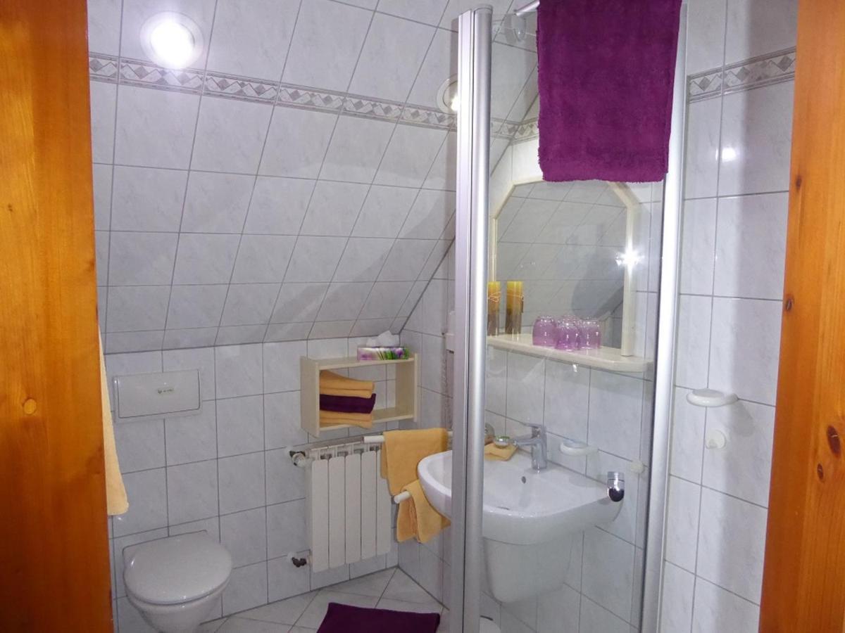 Pension Rosengaertchen Абсберг Экстерьер фото
