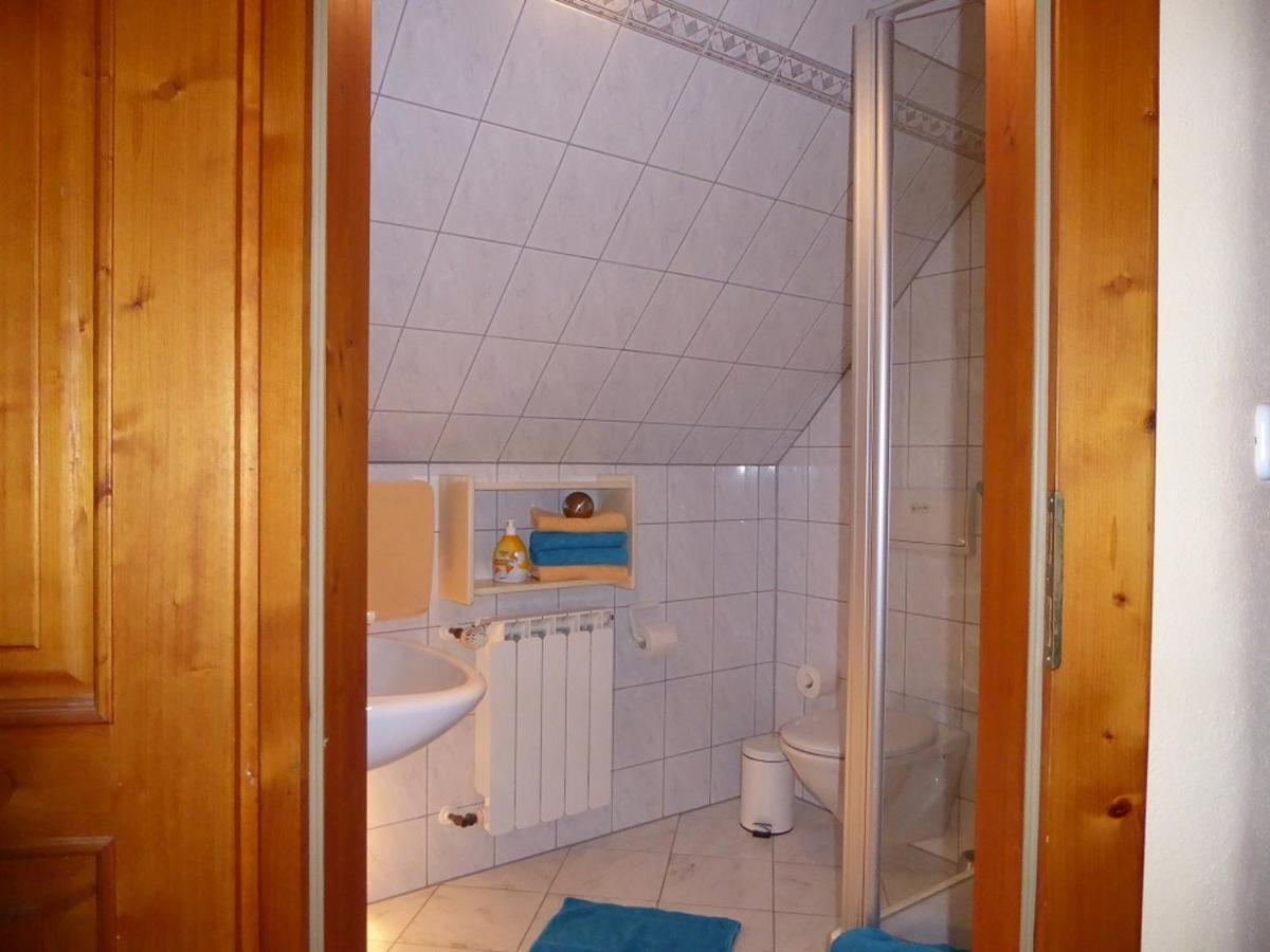 Pension Rosengaertchen Абсберг Экстерьер фото