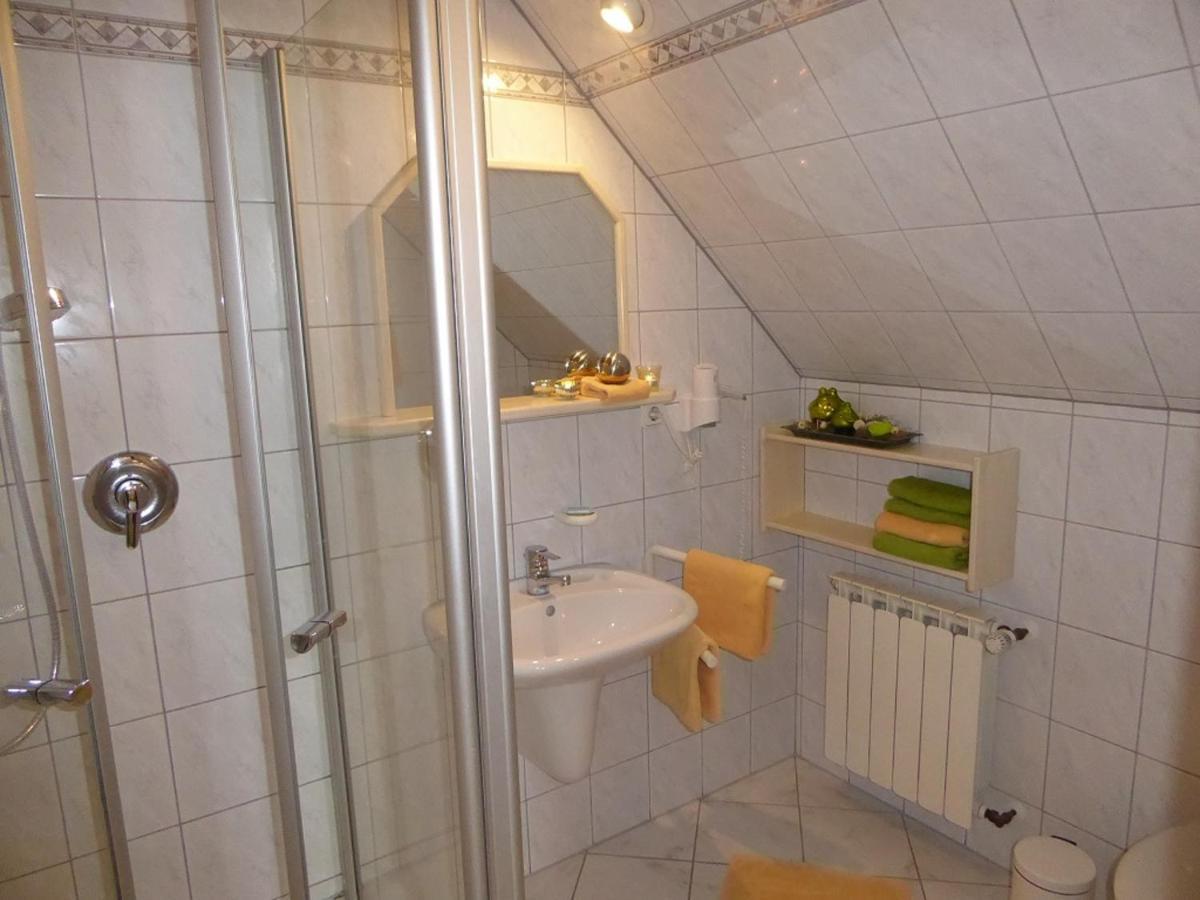 Pension Rosengaertchen Абсберг Экстерьер фото