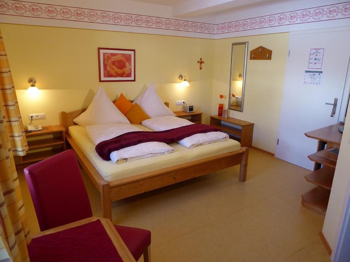 Pension Rosengaertchen Абсберг Экстерьер фото